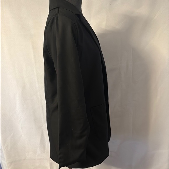 Classic Black Women's Jacket. Size L. - Picture 2 of 7